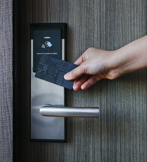 rfid-keycard-tap-on-hotel-door